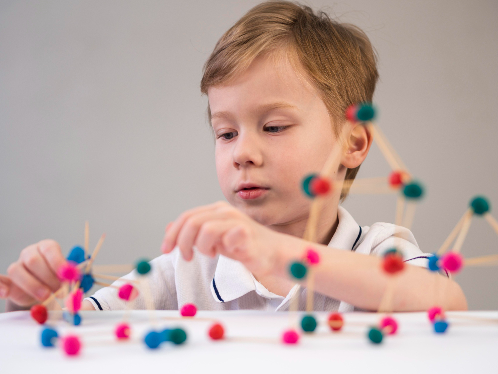 Early Signs of Advanced Cognitive Development