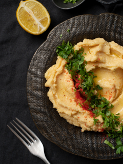 Low-Carb Buffalo Hummus