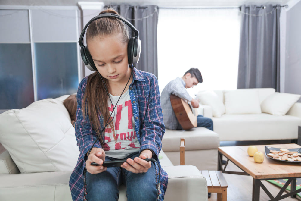 Safe Online Gaming Tips for Kids